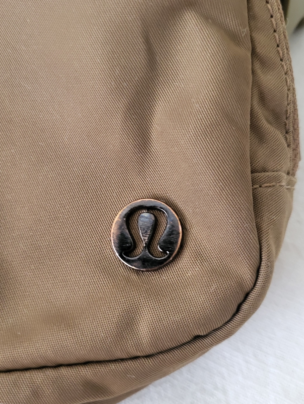 Lululemon Everywhere Belt Bag, 1L Version In The Color Artifact - Picture 5 of 9